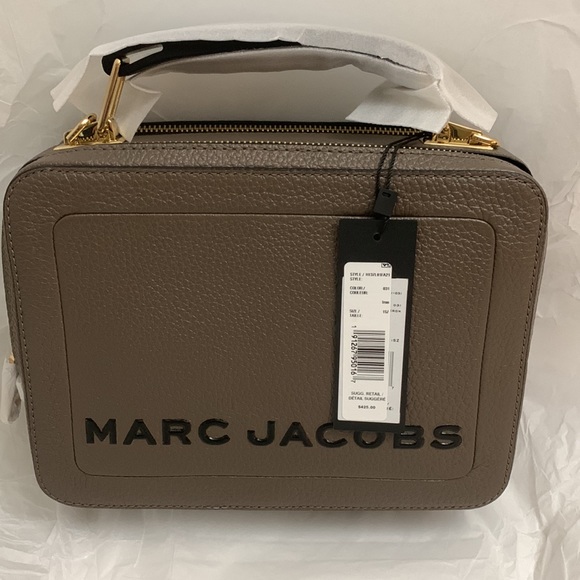 3X “HOST PICK” Marc Jacobs The Textured Logo Box Shoulder Bag - Picture 8 of 10